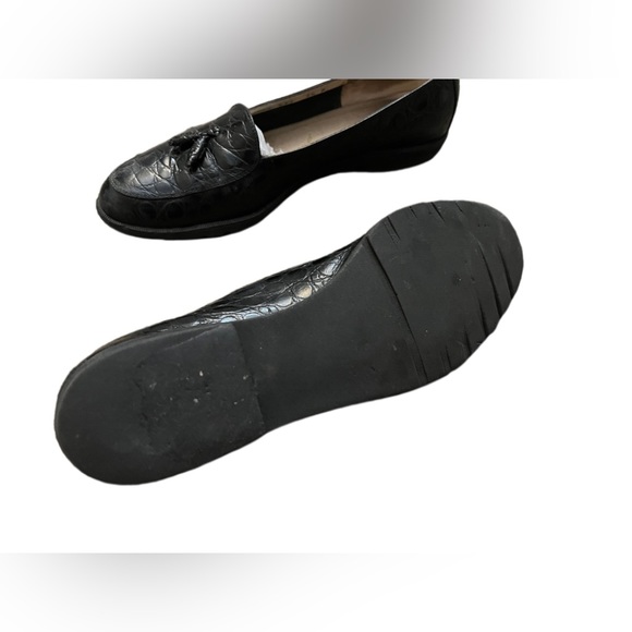 Vintage Salvatore Ferragamo Croc Tassel Loafer - Picture 4 of 5